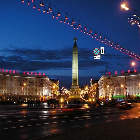 Апартаменты Площадь Победы Minsk Buitenkant foto